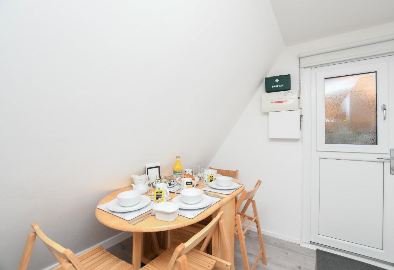 Chalet 47 By The Sea Kingsdown  Экстерьер фото